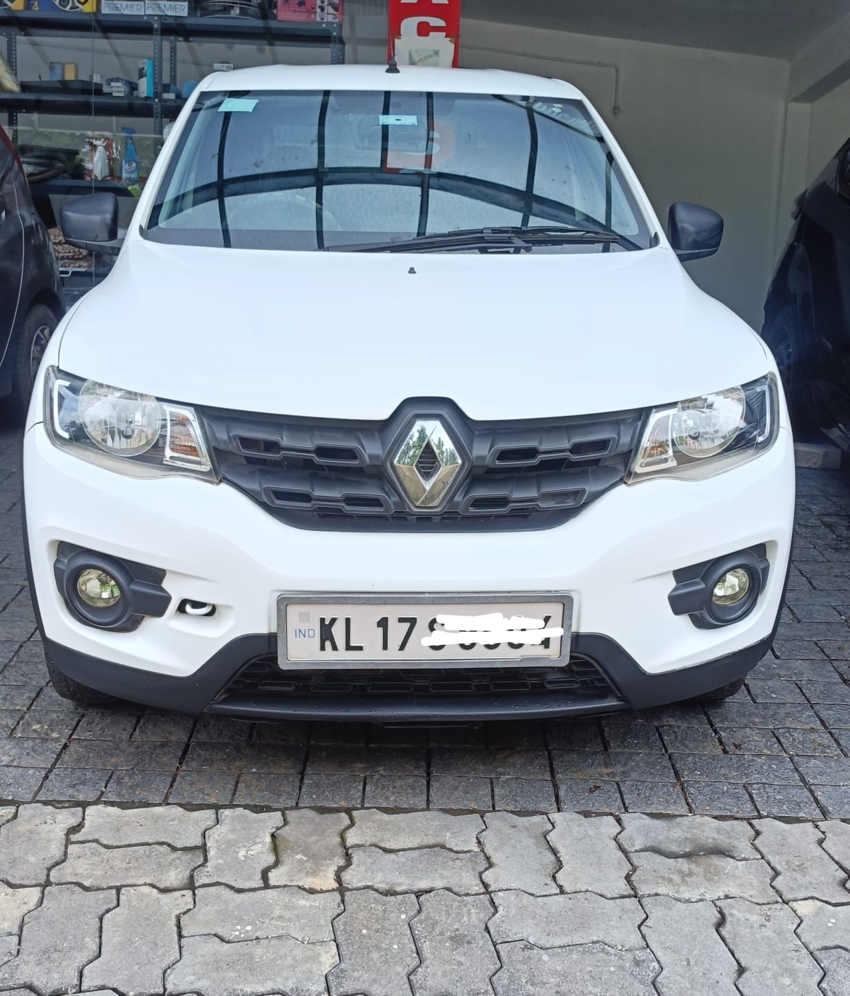 2018 / 2019 register Kwid Rxl,