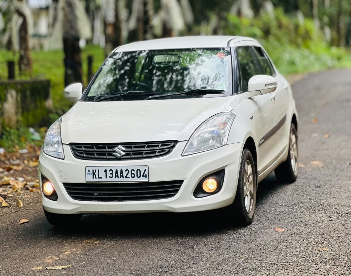 SWIFT DEZIRE ZXI 2013